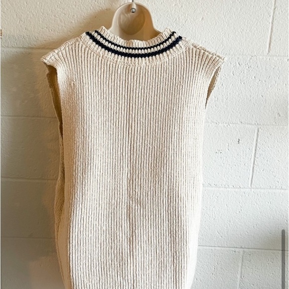 Free People Good Karma Vest - L-NWT - Picture 11 of 13